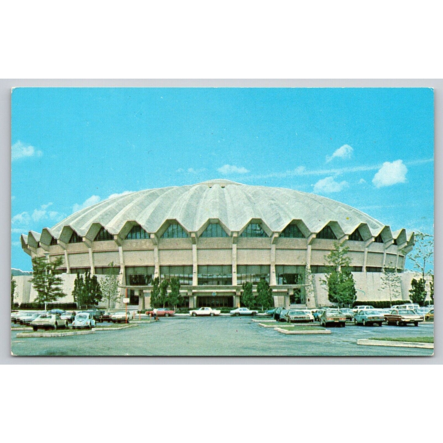 Postcard WV Morgantown The Coliseum West Virginia University UNP B34