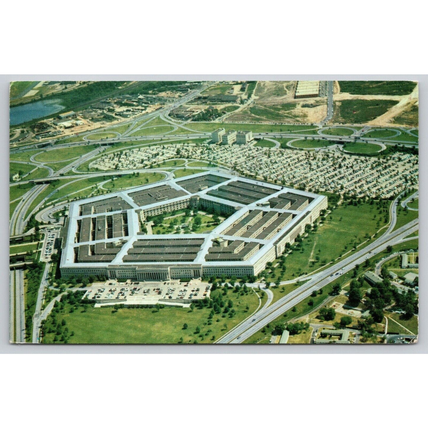 Postcard VA Arlington The Pentagon