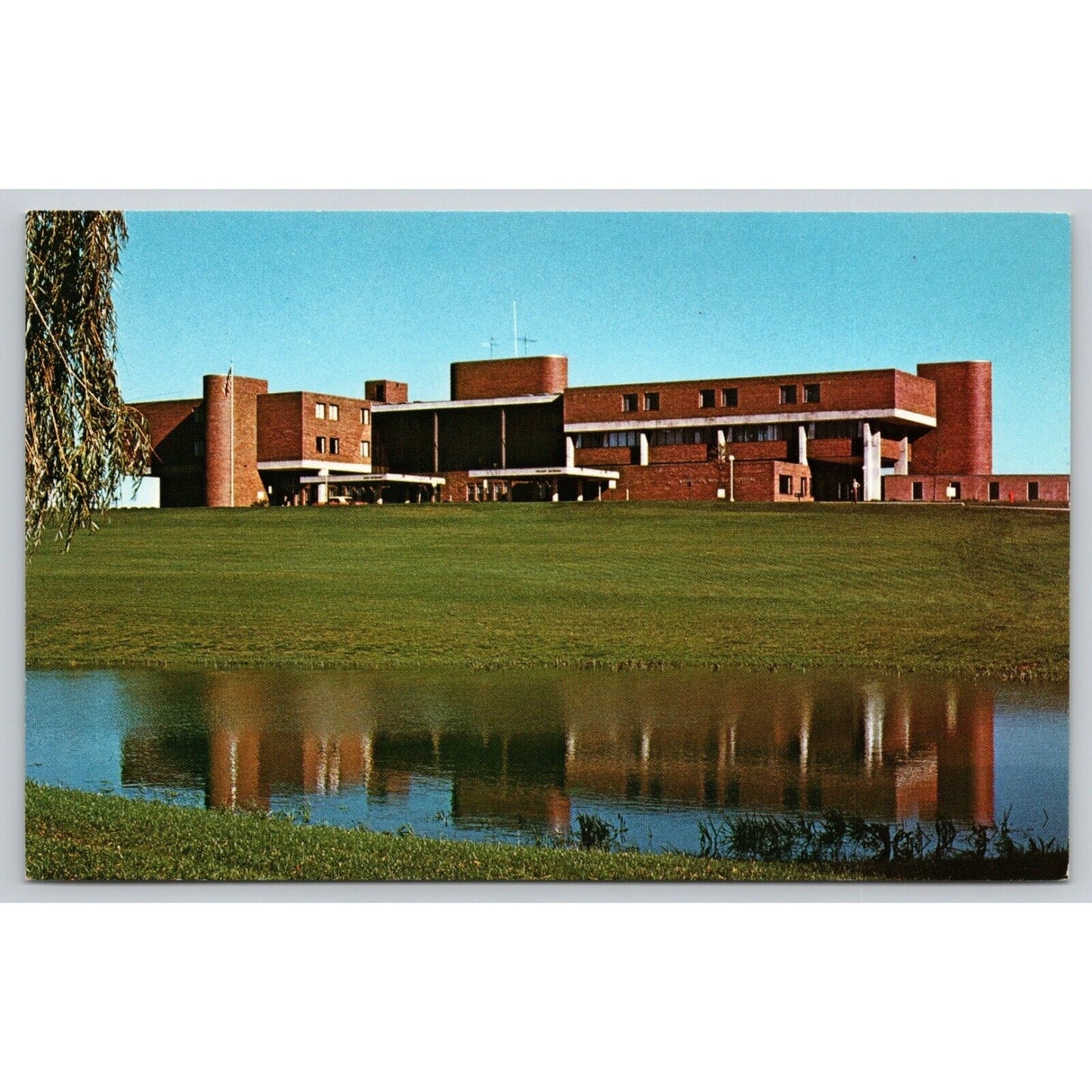 Postcard WI Watertown Watertown Memorial Hospital