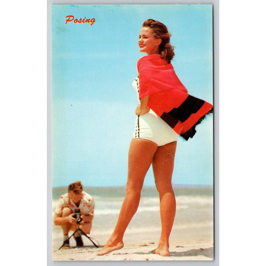 Postcard Woman Posing On The Beach With Photographer UNP B36