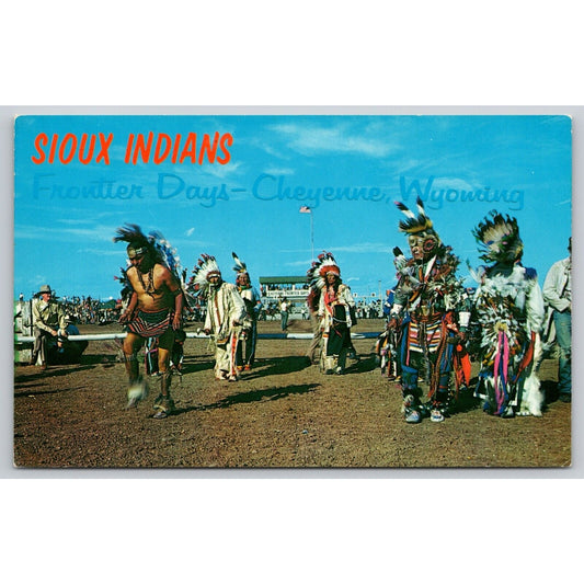 Postcard WY Cheyenne Oglala Sioux Indians Frontier Days UNP B2