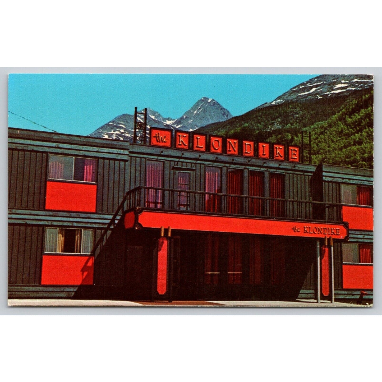 Postcard AK Skagway The Klondike Hotel