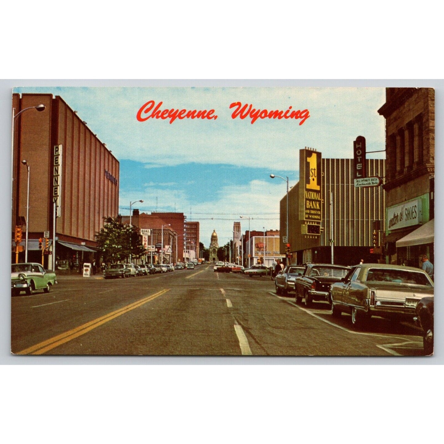 Postcard WY Cheyenne Capitol Avenue Street View Old Cars UNP B9