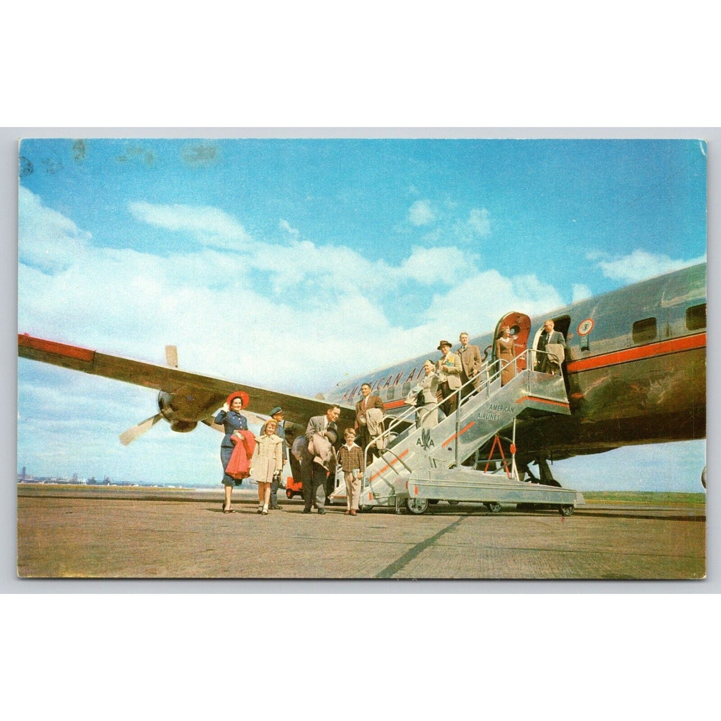 Postcard American Airlines The DC-6 Blue Ribbon Aircoach UNP B29