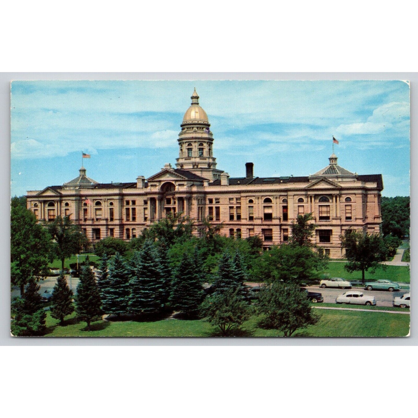 Postcard WY Cheyenne Wyoming State Capitol UNP B13