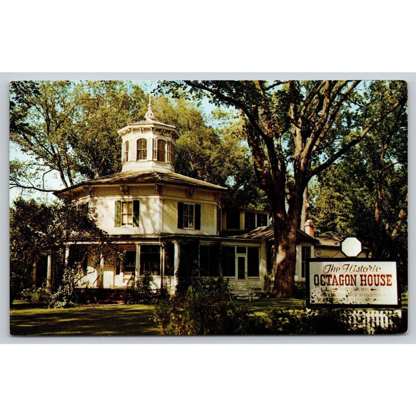 Postcard WI Hudson The Historic Octagon House