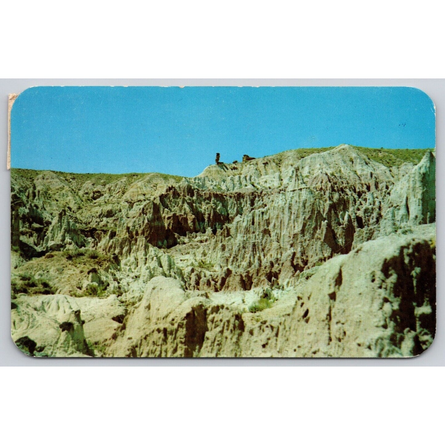 Postcard WY Powder River Scene In Hells Half Acre